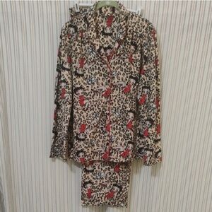 Betty Boop Women’s Leopard Print 2 Piece Pajama Set Size XL Button Shirt Pants
